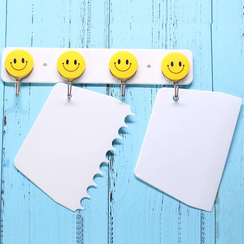 Round Plastic Dough Pizza Cutter Pastry Slicer Blade Gift Bread Pasty Scraper Blade Kitchen Tools 1pc