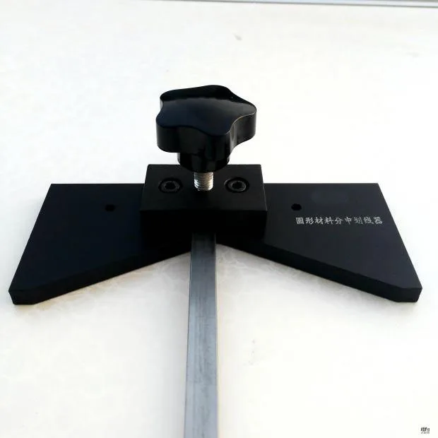 Régua de centro com ponto circular para carpintaria