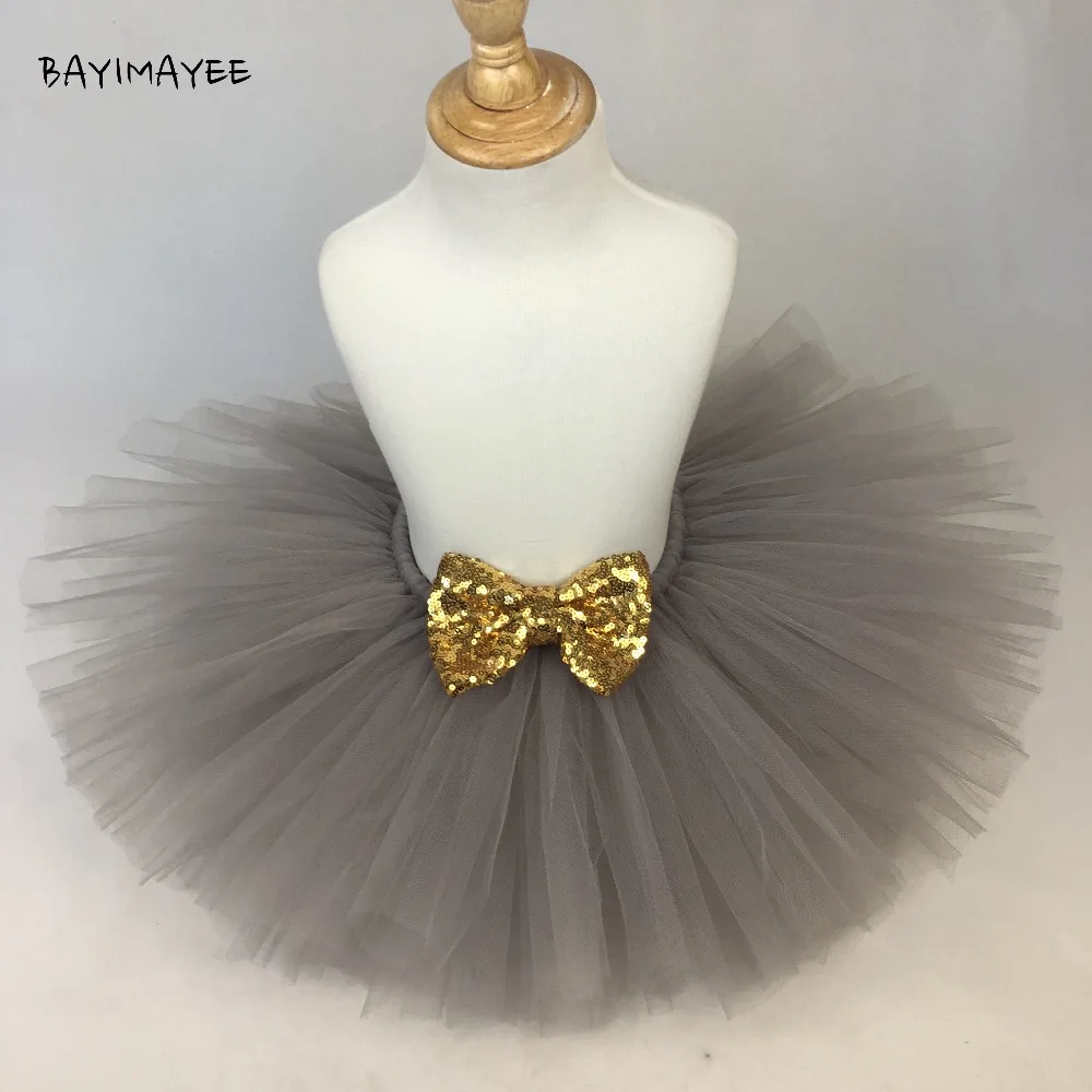 Cute Girls Grey Tutu Skirt Baby Fluffy Tulle Ballet Pettiskirts with Gold Sequin Bow Kids Party Skirt Costume Tutus Underskirts