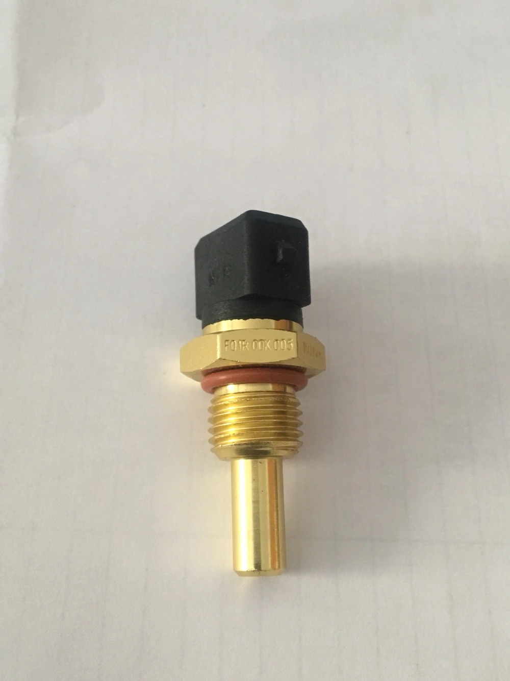 1pcs Radiator temperature sensor for Chinese CHANGAN CS75 1.8T SUV Auto car motor parts YC010-180