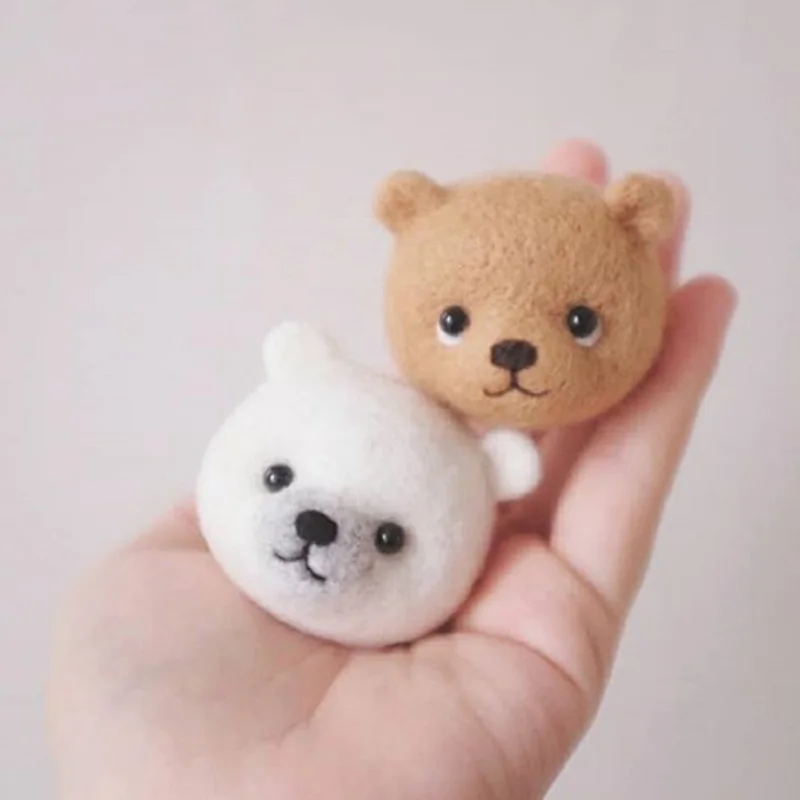 Non Finished Felt Kit Women Girls Popular Cute Bear Honey Snow Bear Wool Felting Toy Doll Wool Felt Poked Kitting DIY Package