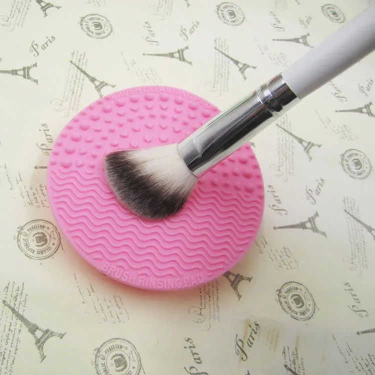 100pcs/lot Free Shipping Mini mat Cleaning Makeup Washing Brush Silicone cleaning pad with Sucker Cosmetic Clean Tools