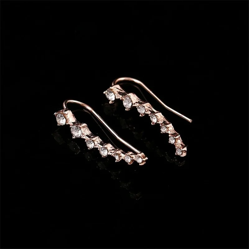 2024 New Fashion Geometry Crystal Stud Earrings for Women Simple Golden Color Wedding Party Sweet Korean Jewelry geometry