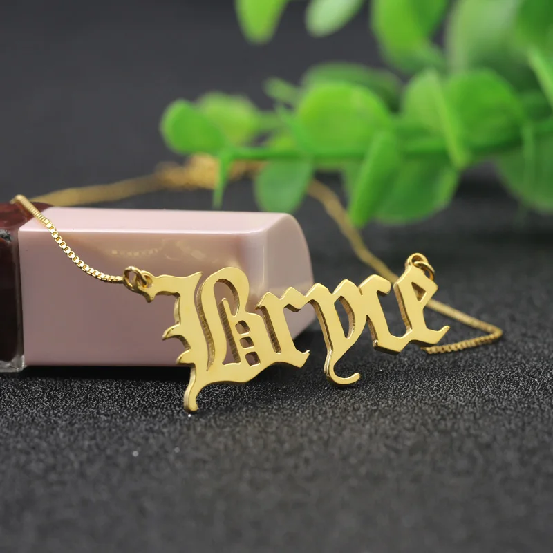 

Classic Old English Nameplate Necklace Box Chain Custom Nameplate Jwewelry Birthday Gift