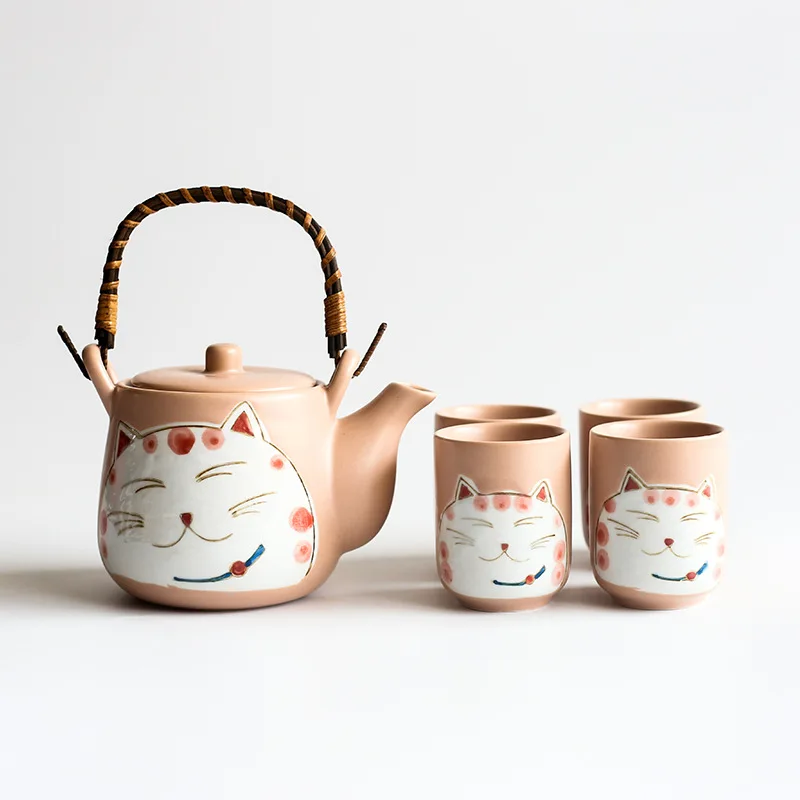 Set of Pink Ceramic Tea Pot Cute Cat Tea Cup Water Cup Maneki Neko Design Porcelain Kettle Teaware Set (4 cups+1 teapot)