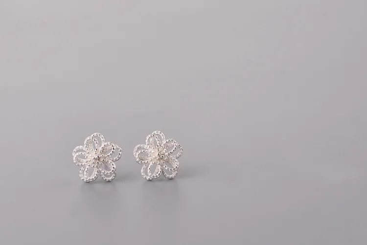 New Style Fashion Silver Color Hollow Flower Stud Earrings For Women Jewelry Pendientes Brincos Fashion Jewelry