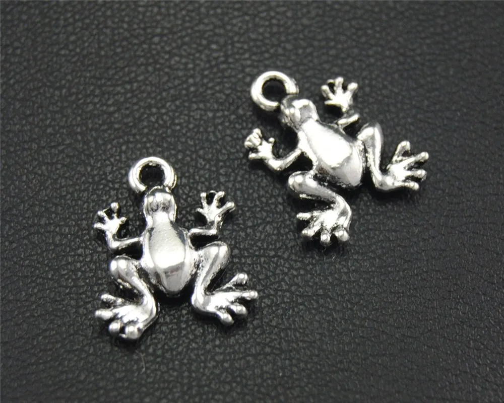 30pcs  Silver Color frog Charm Pendant DIY Necklace Bracelet Bangle Findings 11x15mm A1734