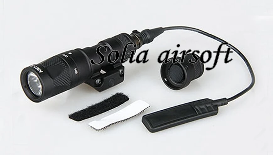 

Tactical M300V Tactical Flashlight Gun Weapon Light With Constant Strobe momentary Output For 20mm Picatinny Rail