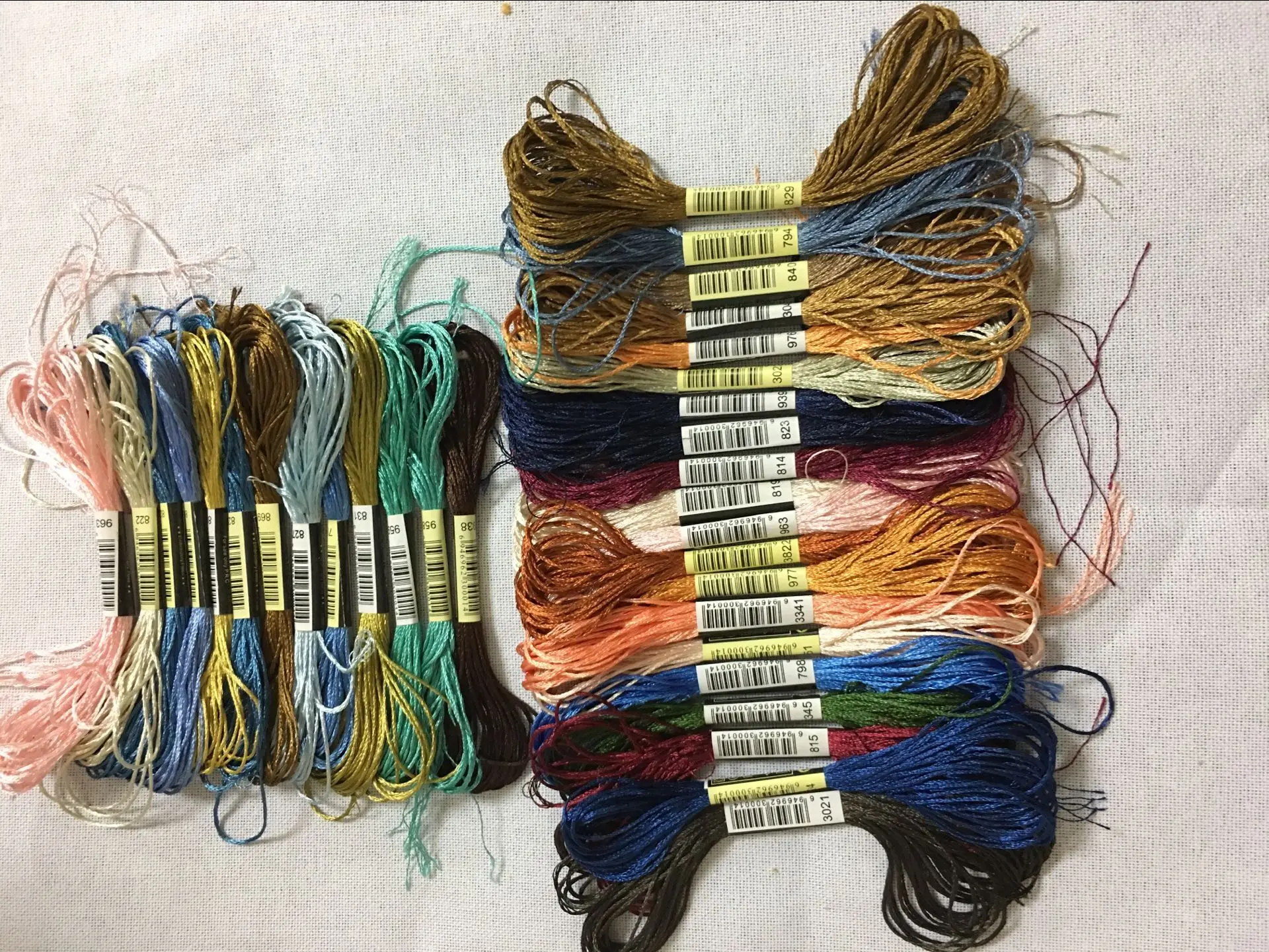 Random colors  30/50/100/500 skeins silk embroidery  embroidery thread Silk Floss Handmade Embroidery cross stitch Threads