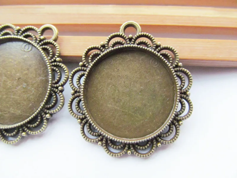 10pcs Antique Silver tone/Antique bronze Base Setting Bezel Tray Pendant Charm/Finding,Lace Border,fit 25mm Round Cabochon/Cameo