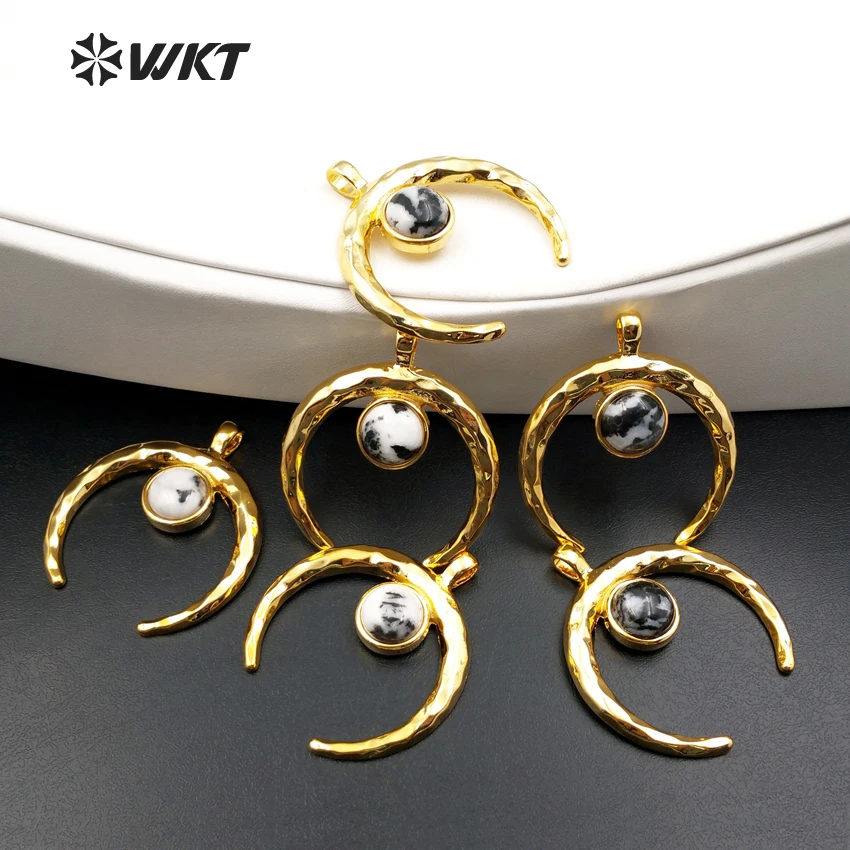 WT-P1116 Wholesale horn shape natural snowflake stone pendant Fashion Big horn quartz pendant for women jewelry 40*45mm