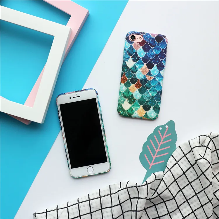 30 pcs Wholesale Mermaid 3D Fish Scales Case For iPhone 7 7 plus  case Luminous Phone Back Cover with luxury kraft paper package