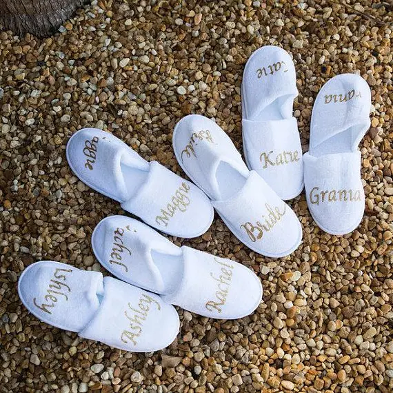 customized names glitter wedding bridesmaid bride spa slippers Matron of honor Flower Girl Hen Bachelorette party favors gifts