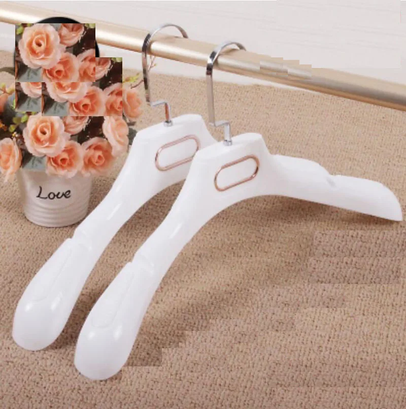 10pcs/lot 39/45cm  white plastic coat hangers household adult coat hangers wide shoulder non-slip and non-trace coat hangers