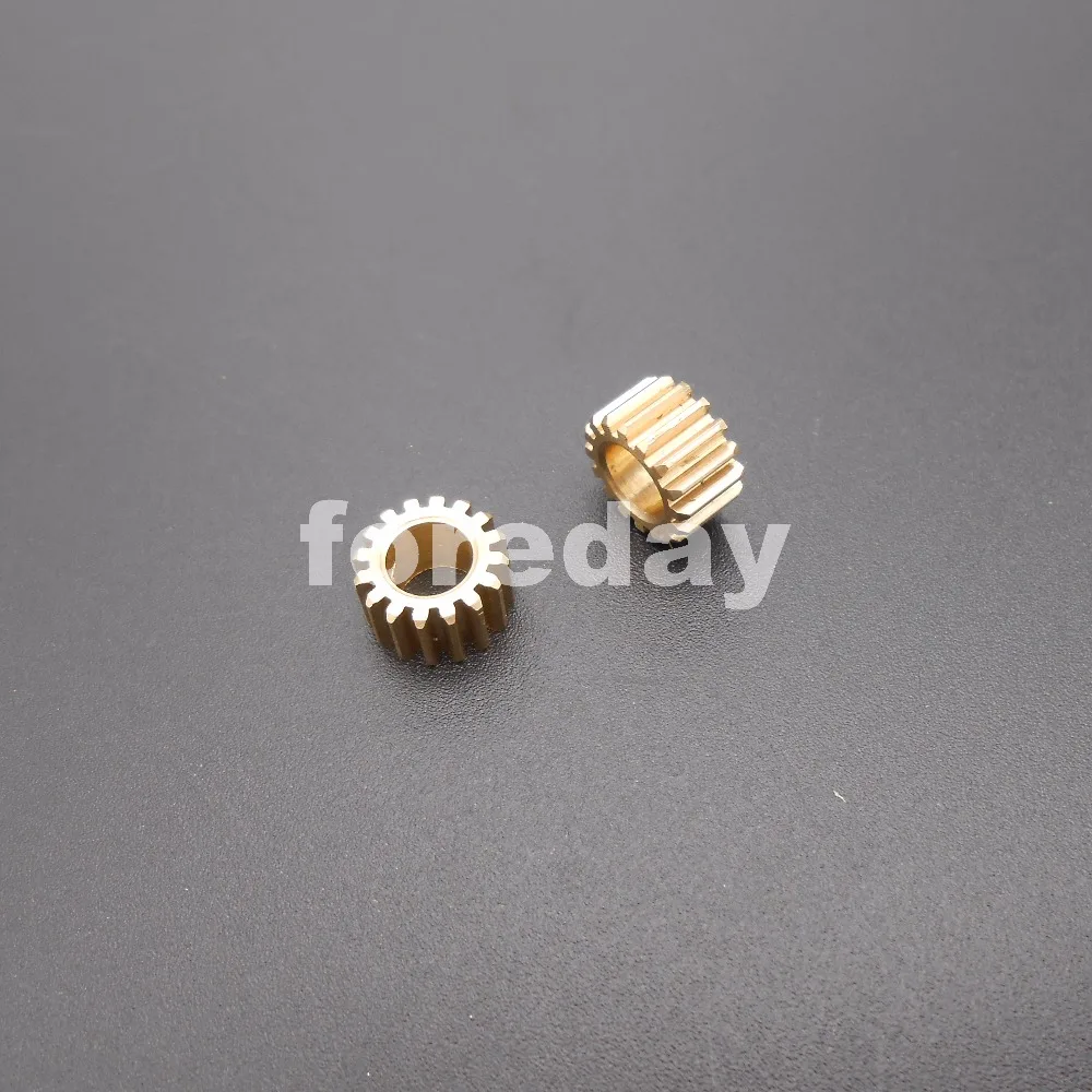 100PCS X 165A Brass Gear 0.5 Modulus T=16 Aperture 5mm DIY Model Accessories 16T 16 Teeth Metal *FD349X100