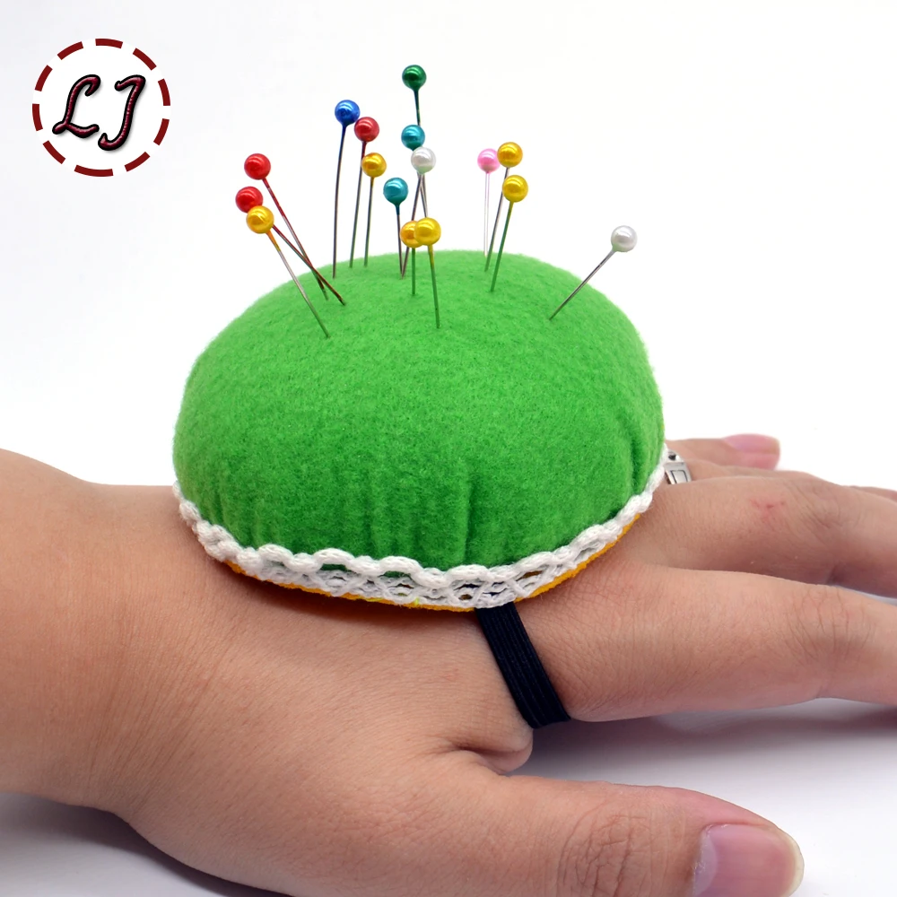 1pcs Ball tomato Shaped Needle Pin Cushion With Elastic Wrist Belt DIY Handcraft Tool for stitch sewing needlework accessory