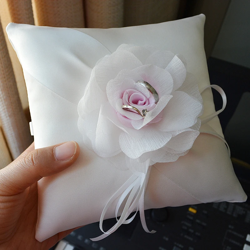 Bowknot Satin Ring Pillow with Rhinestone Diamond, Ivory White, Bridal Products, Wedding Party Decoration, Home Textile, 16x16cm