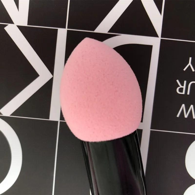 1pc Professional Blush Brush Soft Nylon Hair Make Up Brushes Two Head Metal Handle Blusher Cosmetic Tools with Foundation Sponge