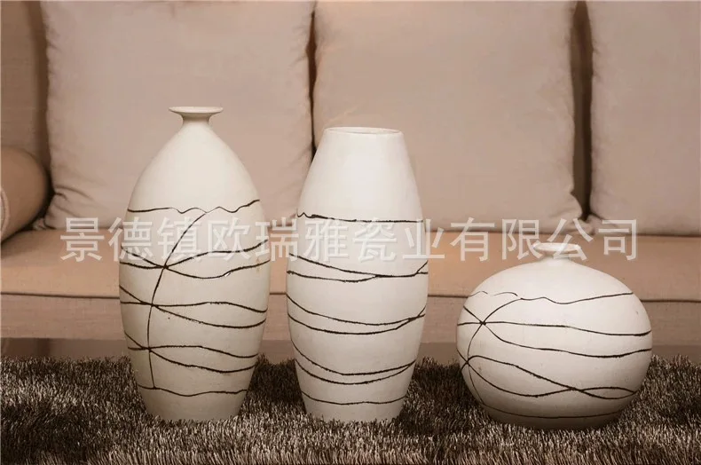 Clearance product] home accessories ornaments European creative ceramic flower vases plated plug striped three-piece