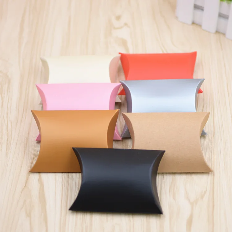 50Pcs Colorful Pillow Box Ribbon Bow Present Carton Candy Pouch Kraft Paper Bag Gift Boxes Wedding Party Supply Customize Case