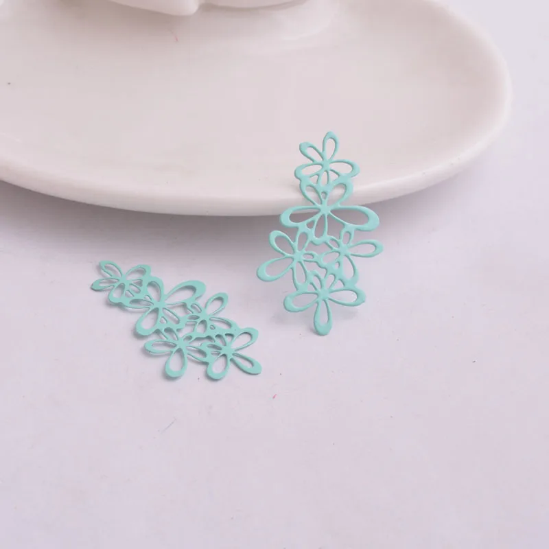 50 Stück AB2343 35mm*16mm Filigrane Anhänger Metall-Blumen Hohlanhänger Verbindungsstücke – Detail 5
