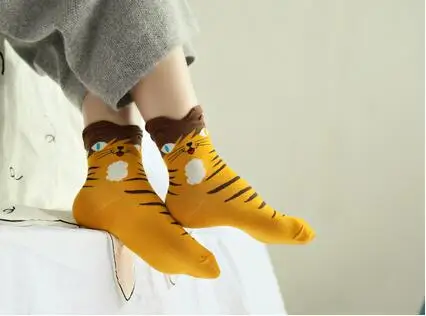 

100pairs/lot fedex fast Women Lady Girl 3D Animals Striped Cartoon Socks Cat Footprints casual Cotton socks