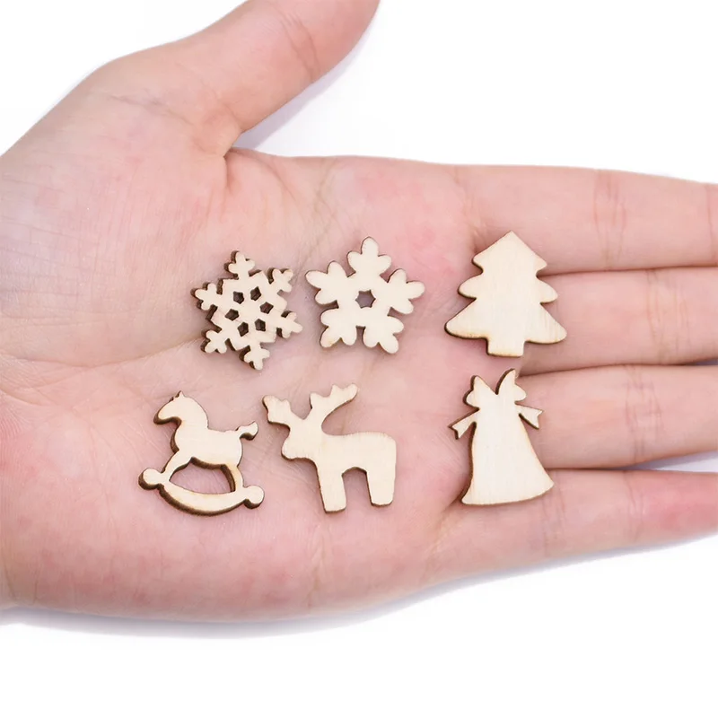 100Pcs Christmas Wooden Pendants Ornaments DIY Wood Crafts Xmas Tree Ornaments Snowflake Christmas Party Decorations for home