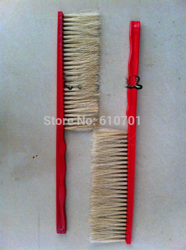 2PCS Natural Beekeeping Bee Hive Brushes 40cm long Plastic handle