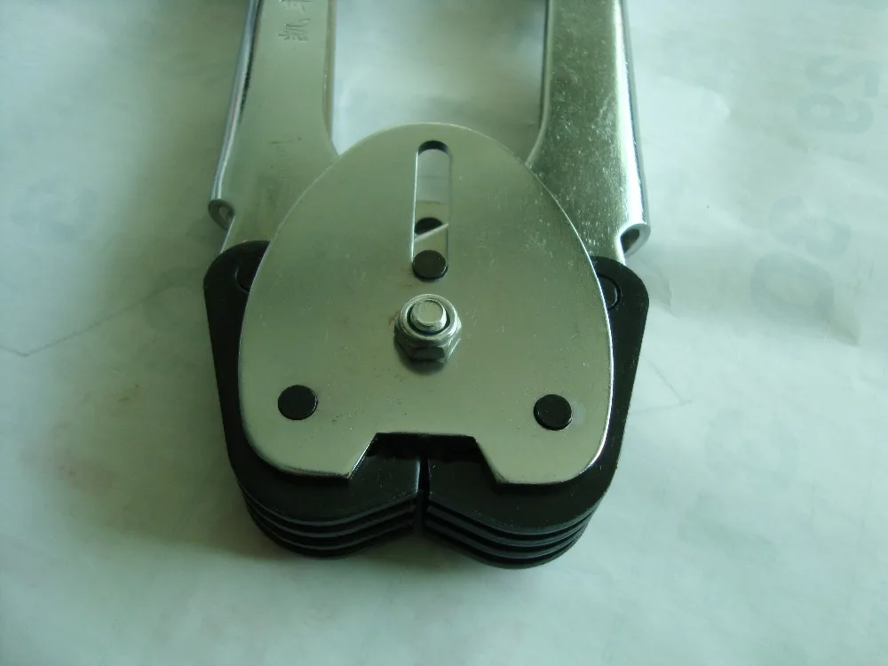 Bite Pliers to Connection for belt clamp and belts sell one piece on one pack