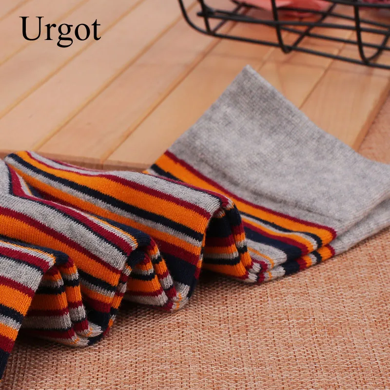 Urgot 5 Pairs Men\'s Socks Big Large Size 46,47,48 Autumn Winter Thick Odor-proof Male Socks Casual Stripe Middle Long Tube Socks