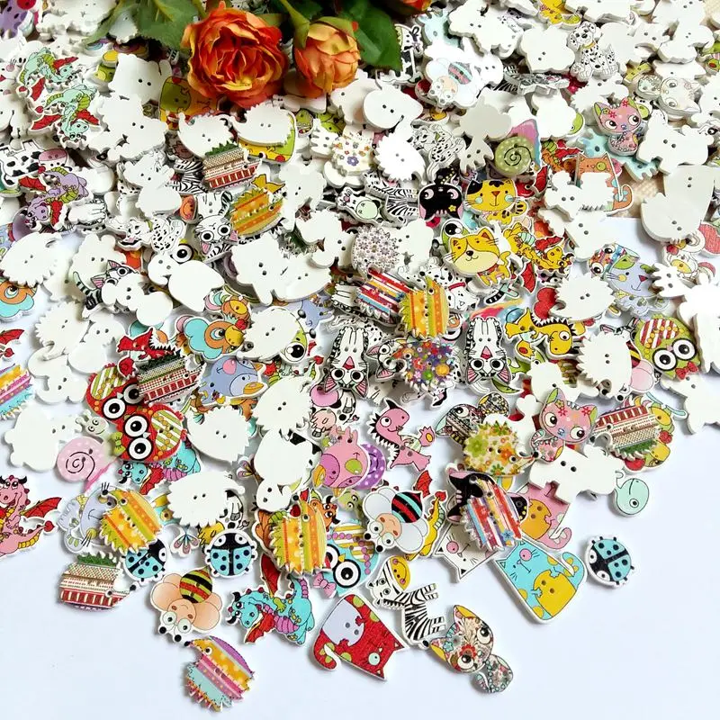 50pcs/lot Random Mixed cartoon buttons for Decorative Crafts accessories Scrapbooking 2 Holes Wood Buttons