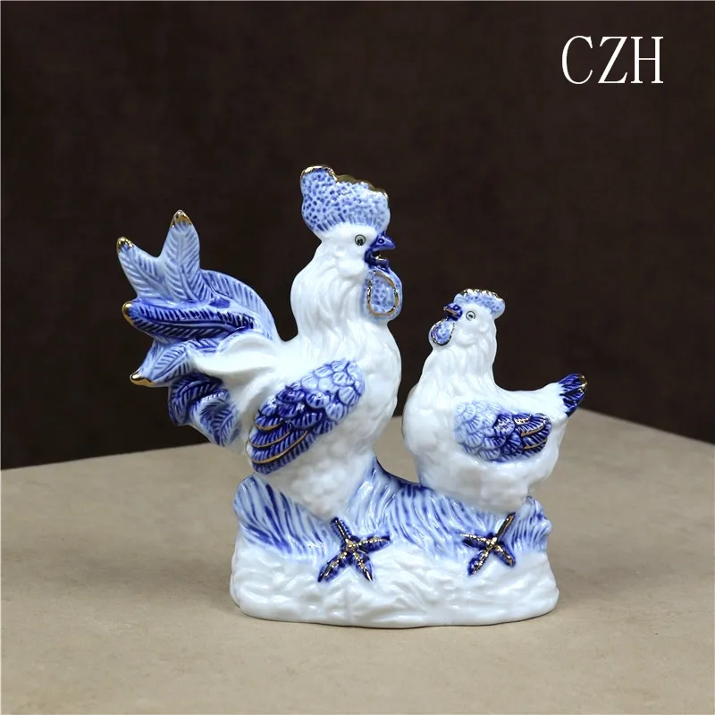 Escultura de porcelana para amantes de pollos, estatuilla de pollito de cerámica hecha a mano, decoración de China, arte presente y accesorios de adorno artesanal