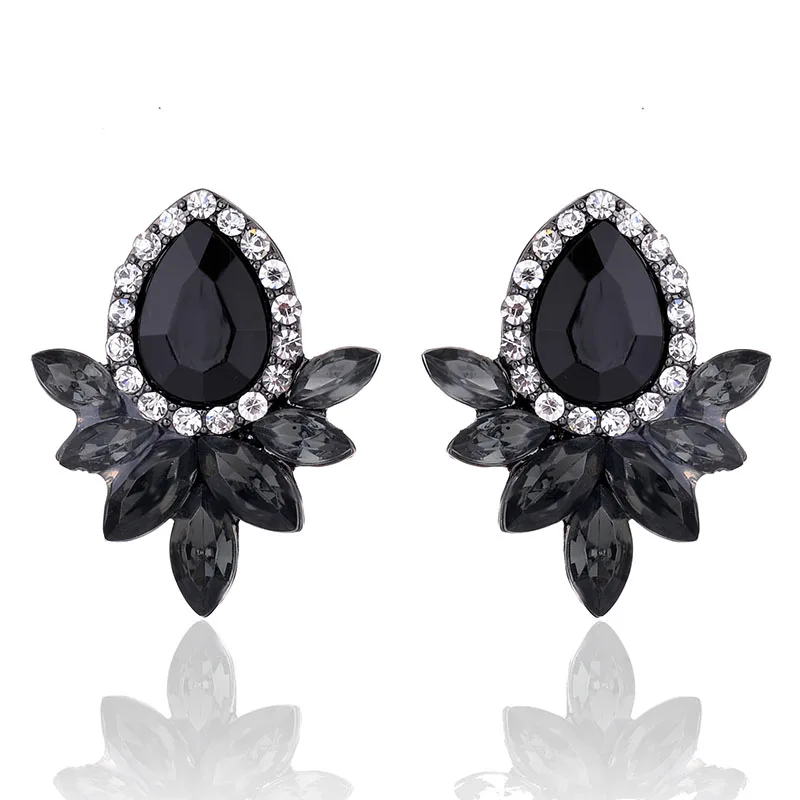 Sweet Metal with Gems Ear Stud Earrings For Women Girls Christmas Party Fashion Earrings Rhinestone Acrylic Gift Jewelry