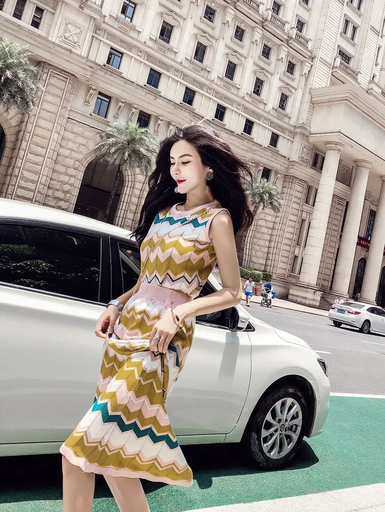 SMTHMA 2024 New Style Sleeveless Colorful wavy Sweater Top +2pcs Casual Knitting Suits Women Trendy Spring Set