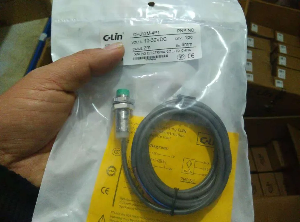 Brand new original authentic C-Lin CHJ12M-4P1 Non-embedded PNP type DC three-wire DC10-30V Inductive proximity switch