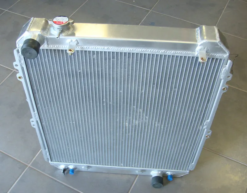 New Aluminum Radiator For Toyota Hilux Surf or 4Runner KZN130 1KZ-TE 3.0cc TD RHD 1KZTE 1993-1996 AT MT 1994 1995