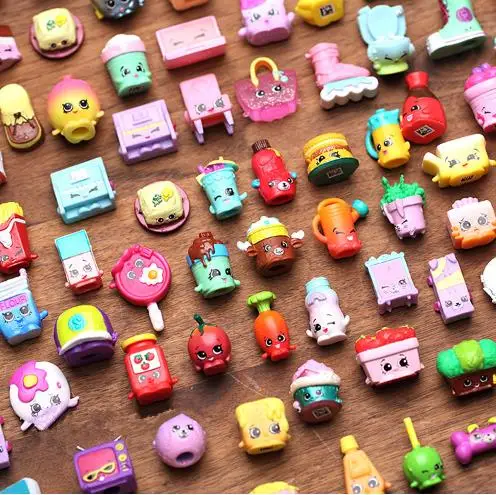 50 pieces/lot HOT！Figures for Toys Fruit Dolls Styles Shop Family Kins Action Figures For Little Figurines Mixed Season