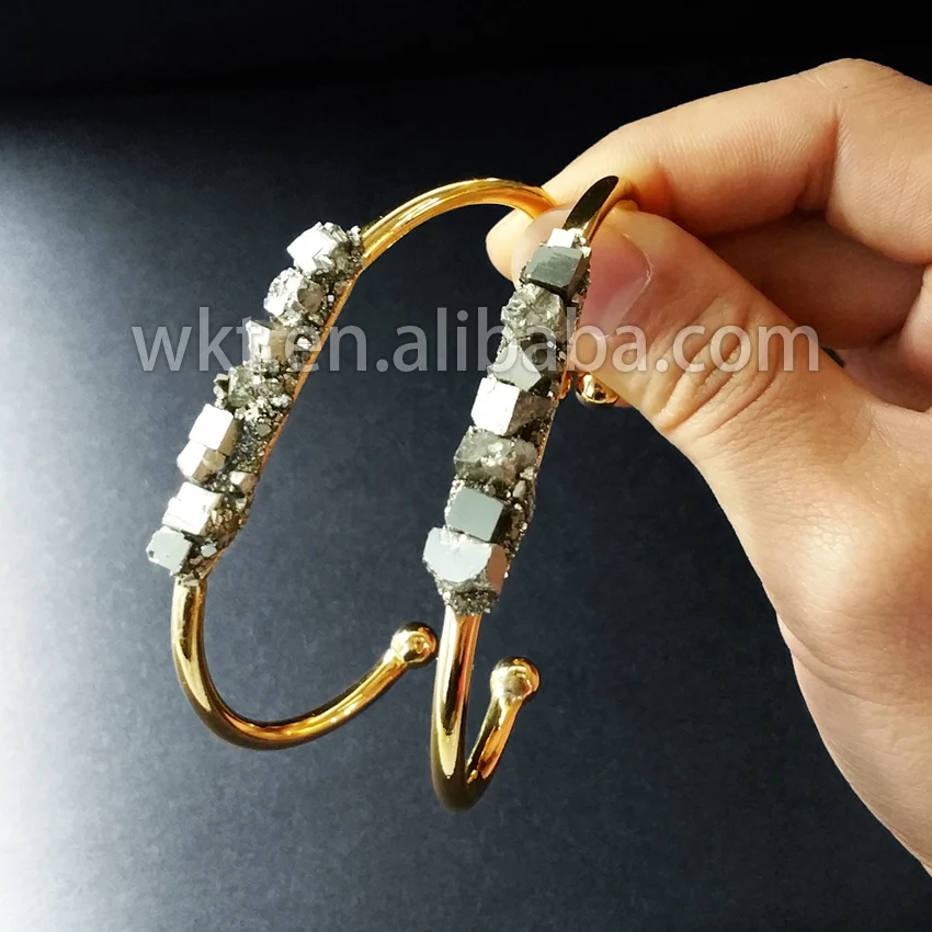 WT-B204 Wholesale Fashion Jewelry Natural Pyrite Cuff Bangles Raw Material Bracelet With 18k Gold Strim Decorated