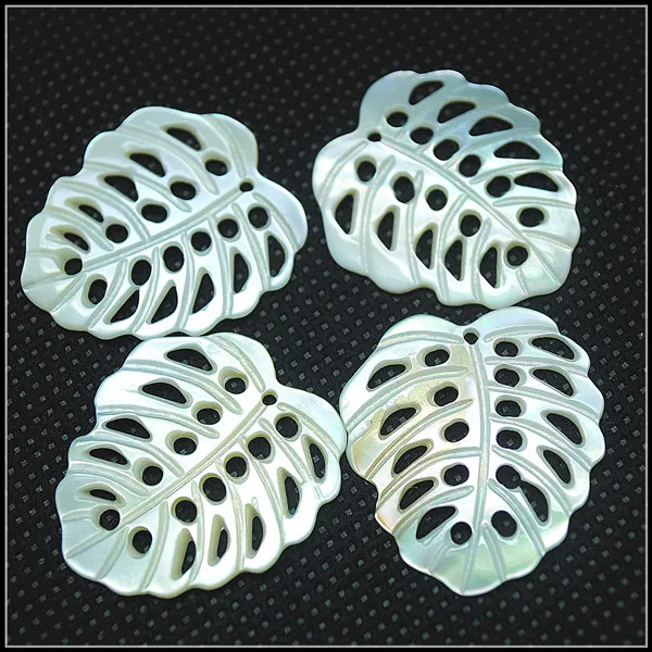 

7PC White Leaf Natural Shell Pendants For DIY Bracelets Making Accessories Size 23x25MM Mother Of pearl Jewelry Findings