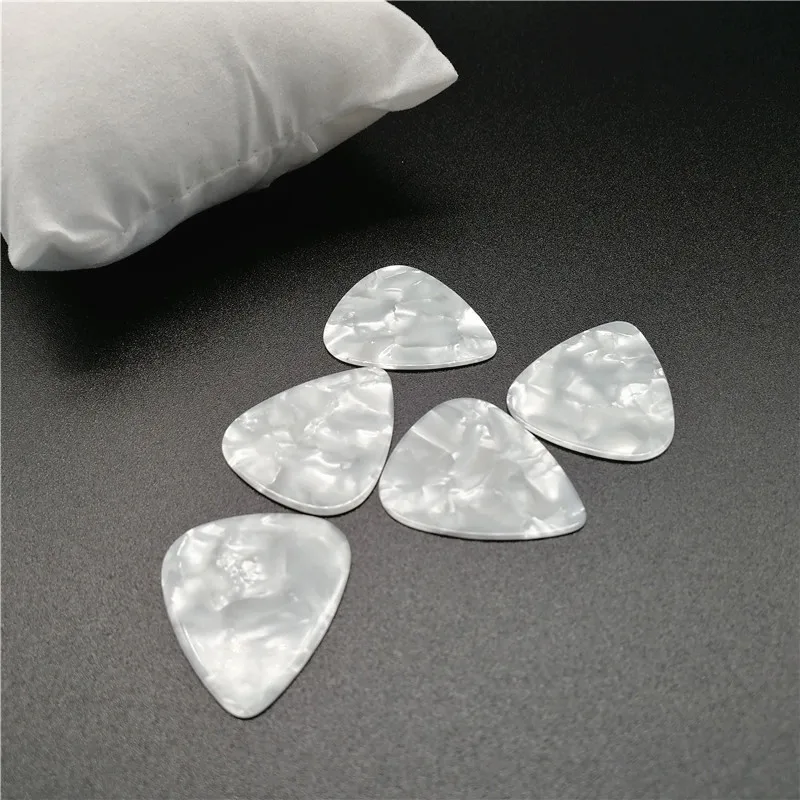 White Pearloid Guitar Picks, Celluloid, Different Thickness, Plectrum, Best Price, 100Pcs