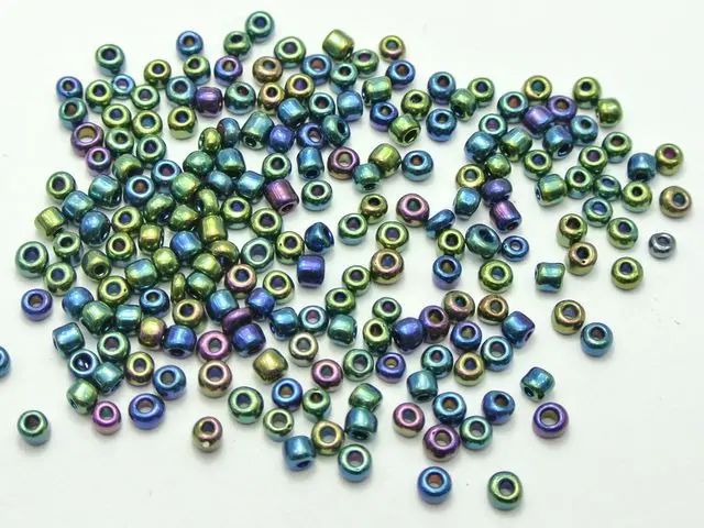 

1000 Peacock Blue Glass Seed Beads Rondelle 4mm (6/0)