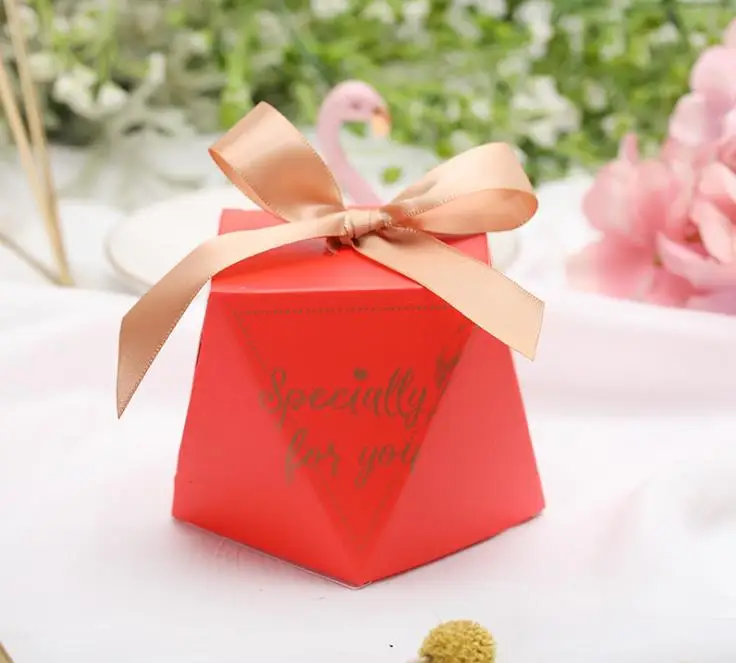 

New European Diamond Candy Box Wedding Sugar Box Forest Creative Flamingo Candy Bag with Ribbon 19 Diamond Shaped Paper Cartoon