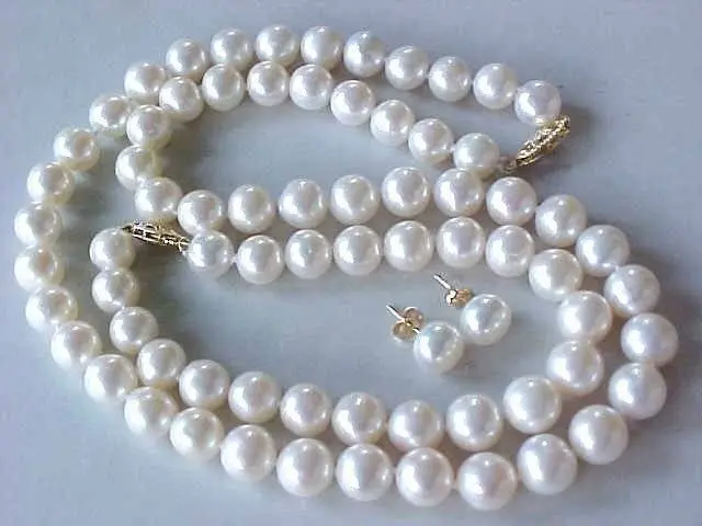 

free P&P *****Amazing a set of natural 10mm white sea shell Akoya pearl necklace bracelet earring