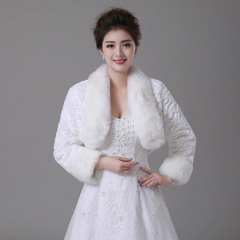 Elegant Hot Sell Winter Bridal Wraps Faux Fur Wedding Cloaks Bolero Winter Wraps Coat Bridal Wedding Jacket 2018 EE7717