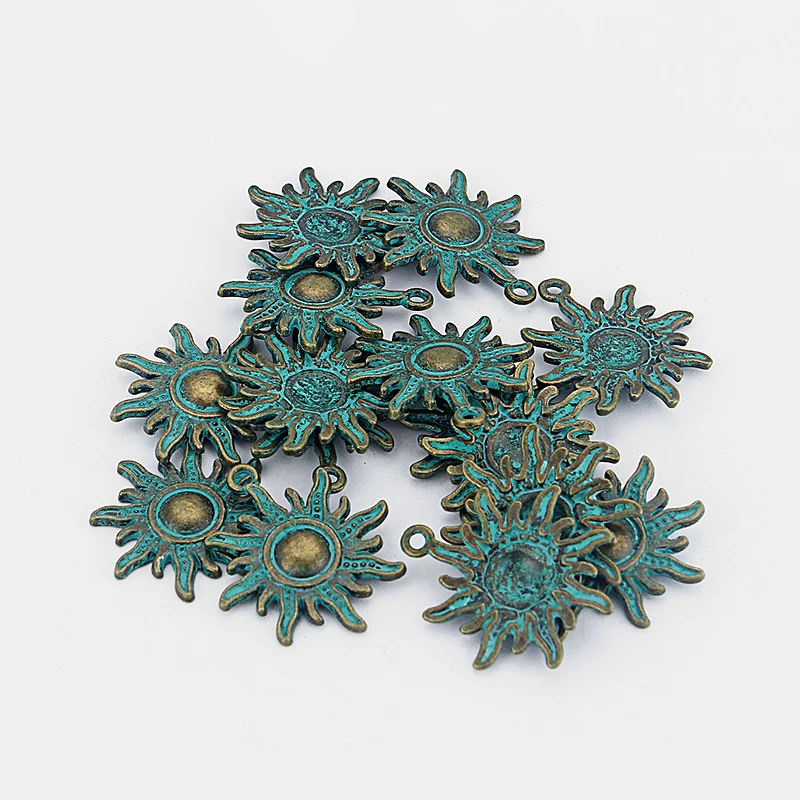 10pcs Antique Bronze Verdigris Patina Sun Charms Pendant for Bracelet Necklace DIY Jewelry Making Findings 28*25mm