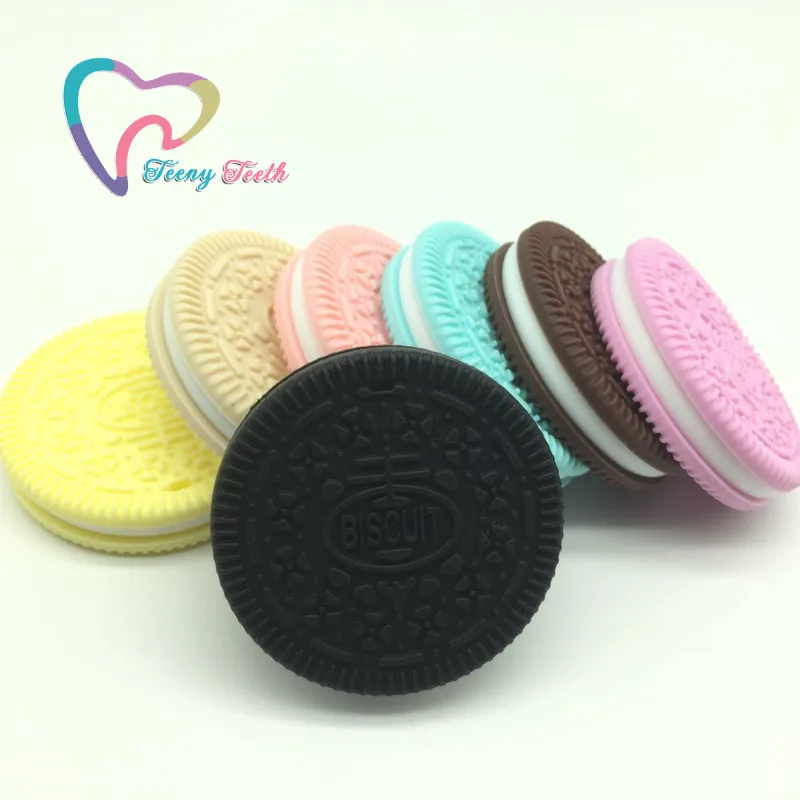 Teeny Teeth 5 PCS Cookie Silicone Pendants Oreo Silicone Teether Toys Baby Accessories Safe For Mommy Baby Teething Oreo Toys