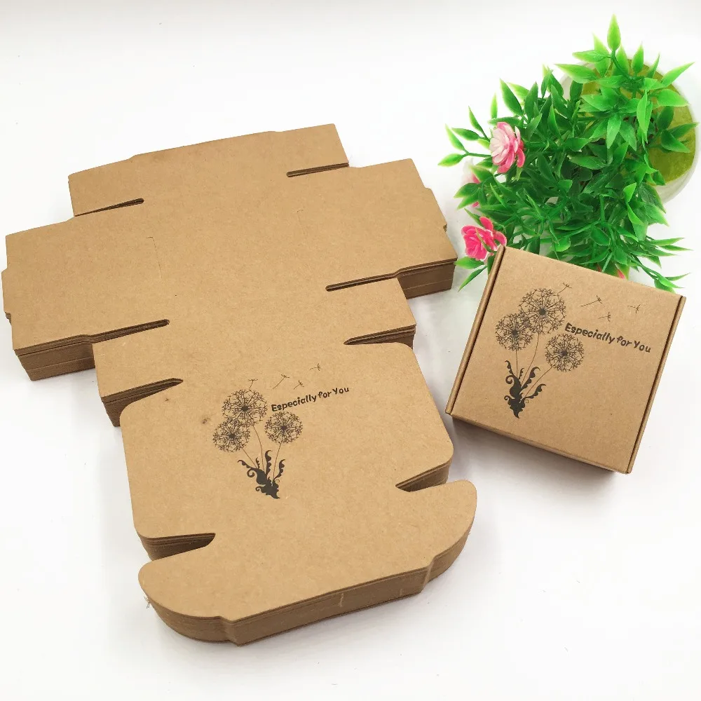 

new 50pcs/lot 6.5*6.5*3cm kraft Paper Box Candy mooncake Cookies Food Packaging For Wedding Party Gift