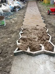 DIY Stone Pavement mold for making pathways for your garden Concrete garden molds