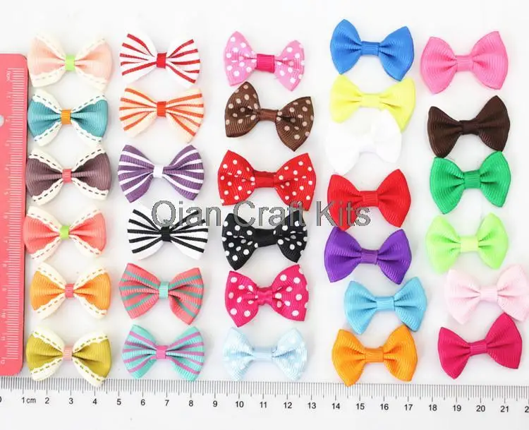 

250pcs assorted 35 mm frilly Grosgrain Ribbon bow applique dots Bow ties , Boutique Baby Ribbon Hair Bows