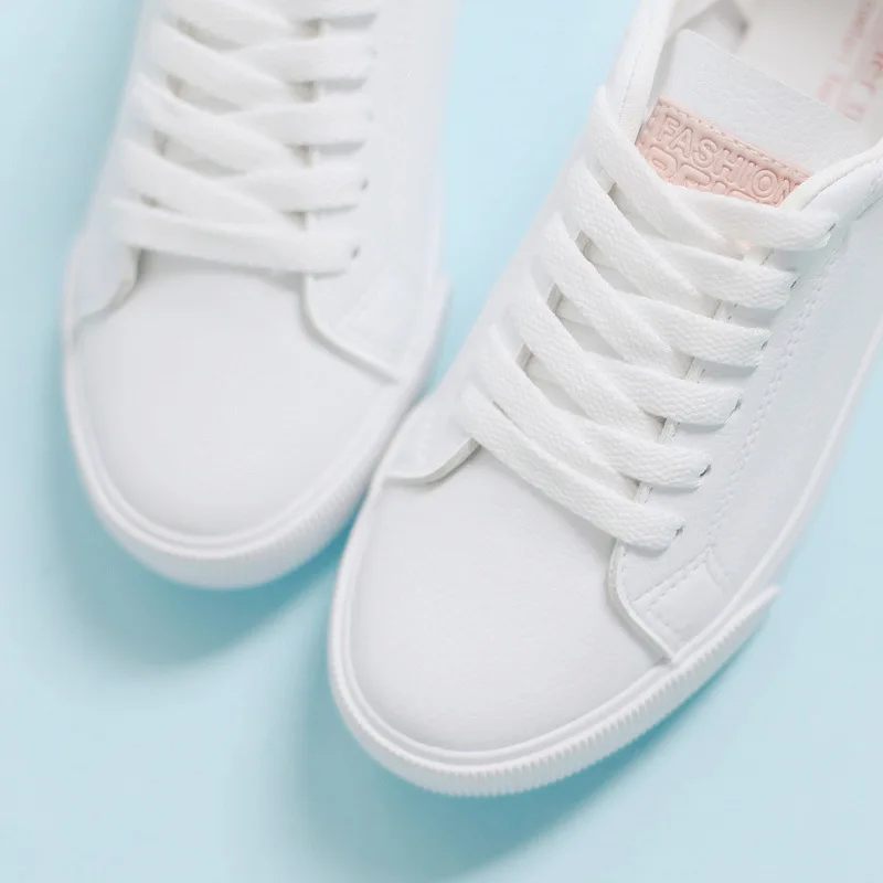 Women White Shoes All Match Must Have 2019 Spring New Lady Soft Leather Shoe Casual Pink Shoes Lace Up Chic Sneaker Good Quality